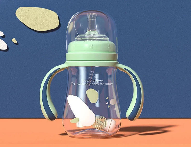 Biberon de lait pour bébé avec large goulot, facile à remplir et à nettoyer.Tasse de transition avec bec souple, facilite l'apprentissage de la boisson autonome.